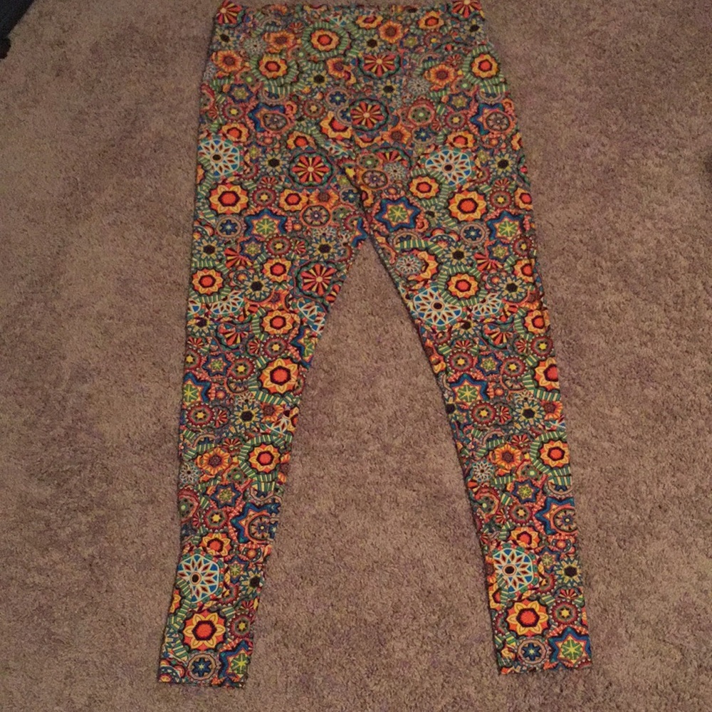 Lularoe Medallion Print Multicolored Leggings- TC